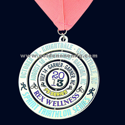 Medallón de acabado de plata antiguo de corte personalizado