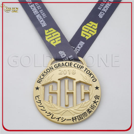 Medalla Jiu Jitsu de oro mate troquelada personalizada