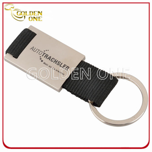 Llavero de metal rectangular con grabado personalizado